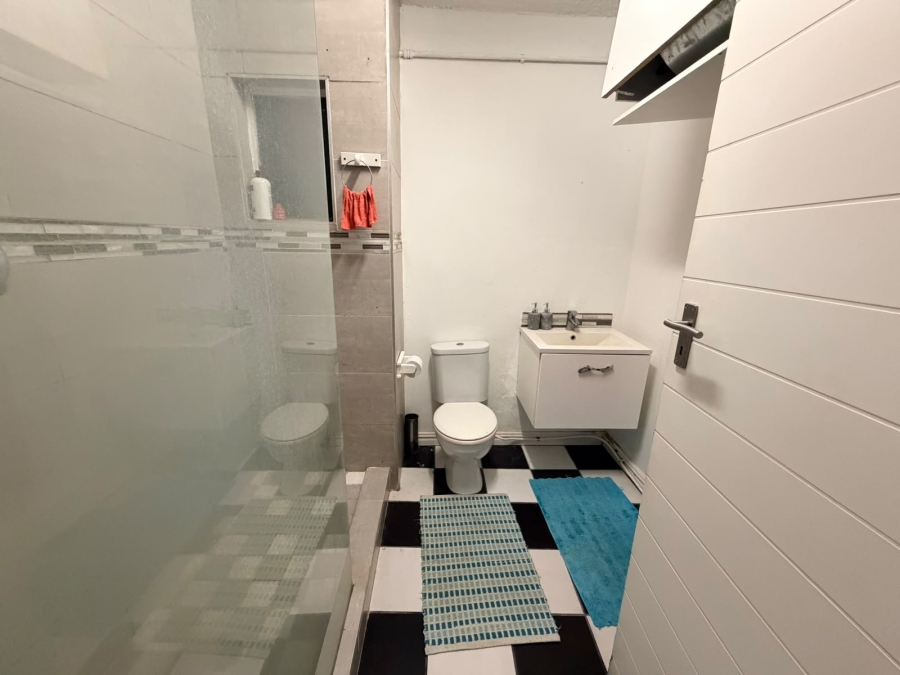 2 Bedroom Property for Sale in Humewood Eastern Cape